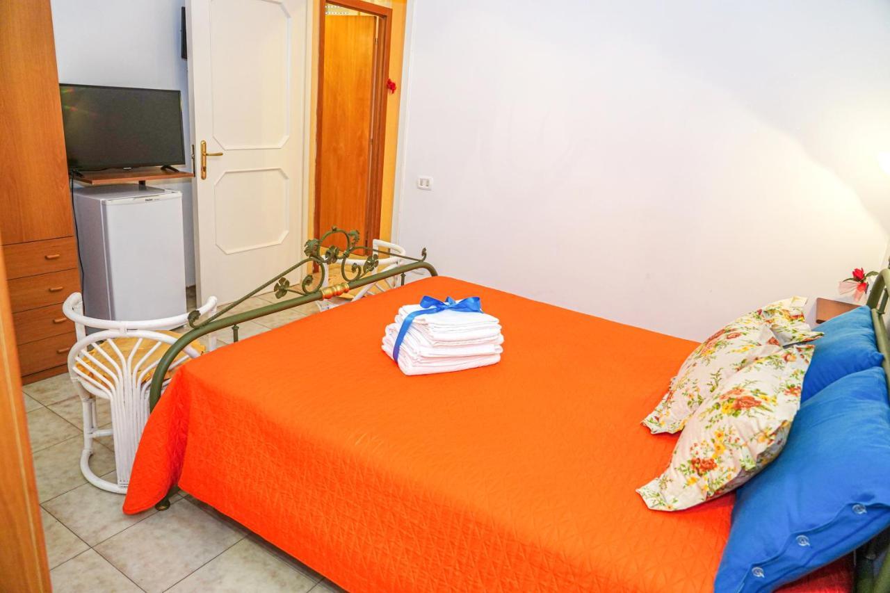 B&B La Strea Порто Чезарео Екстериор снимка