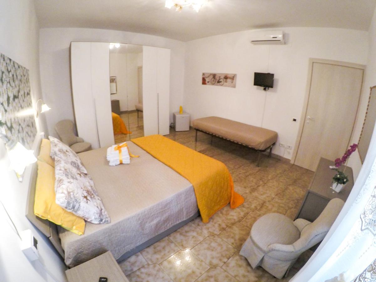 B&B La Strea Порто Чезарео Екстериор снимка